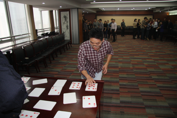 《團隊密碼》-室內(nèi)素質(zhì)拓展訓練